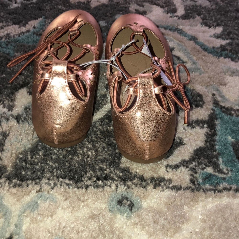 Ballerina style flats - Picture 2 of 3